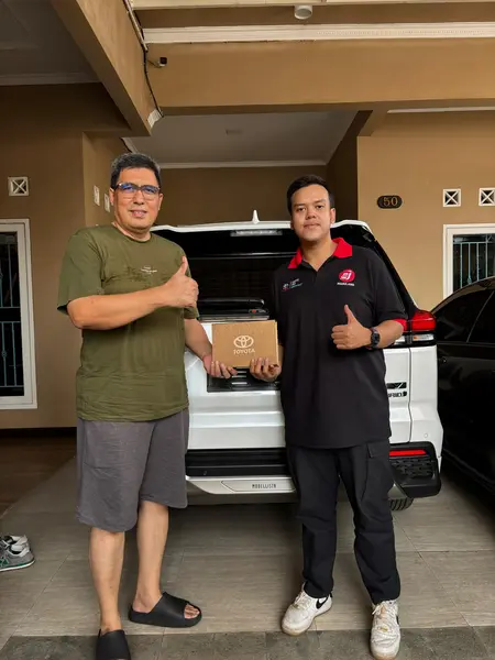 sales toyota pamulang